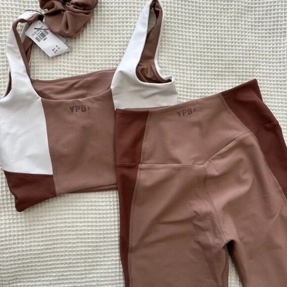 Set!!! Abercrombie YPB sculptLUX Tank + Leggings - Picture 4 of 4